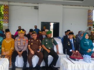 Guru, Pilar Masa Depan Wajo”: Bupati Hadiri HGN di Lapangan Merdeka