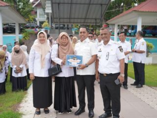 Khatam Alquran Saat Ramadan, ASN Wajo Dapat Umroh dari Bupati Andi Rosman