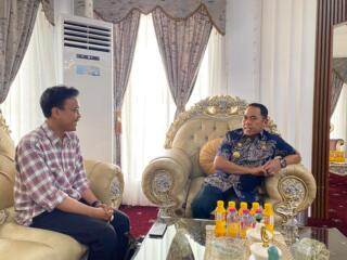 WAJO - Yayasan Tim Layanan Kehutanan Masyarakat menggelar pertemuan dengan Pemerintah Kabupaten Wajo membahas pelaksanaan program adaptasi perubahan iklim bertajuk "Tata Kelola Lanskap Berkelanjutan; Menuju Ketahanan Iklim Masyarakat di Ekosistem Danau Tempe".