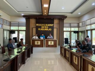 DPRD Wajo Fasilitasi Aspirasi Warga, PLN Beri Solusi Pemindahan Tiang Listrik di Area Masjid